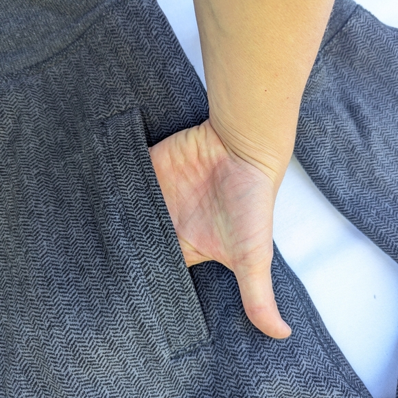 Lululemon West Coast Hoodie Skeleton Bone Gray mens size L - Picture 2 of 16